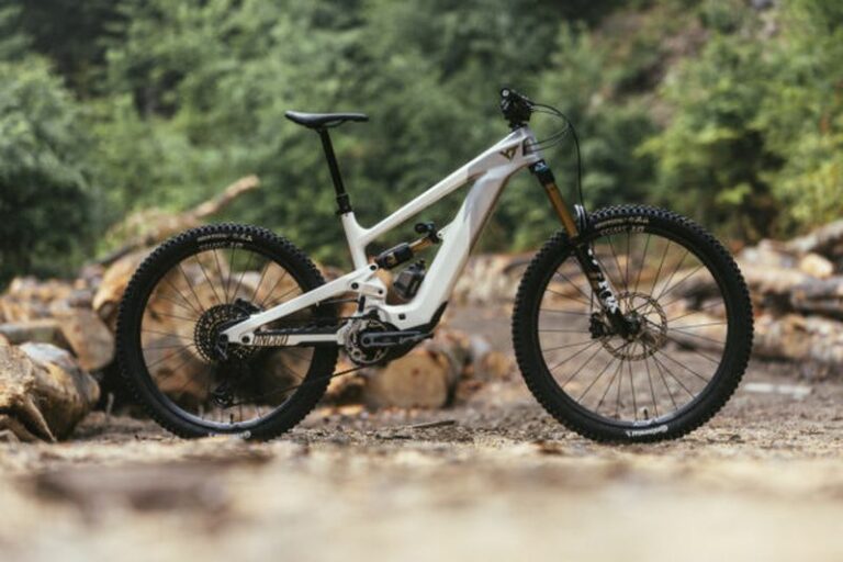 YT industries vtt electrique a moteur dji avinox