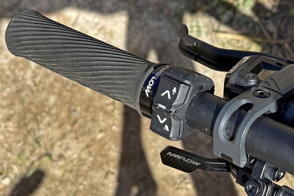 gros plan sur la commande de choix de lassistance du dji amflow