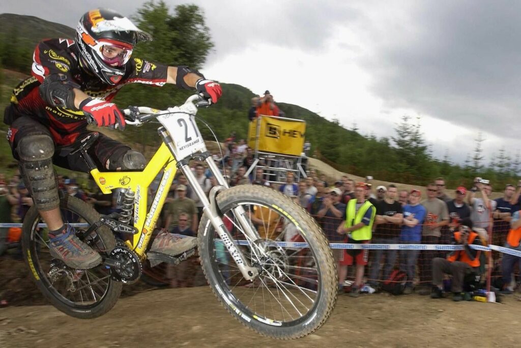 photo de sam hill en action en coupe du monde