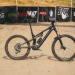 photo du nouveau vtt electrique commencal meta power sx avinox m2s