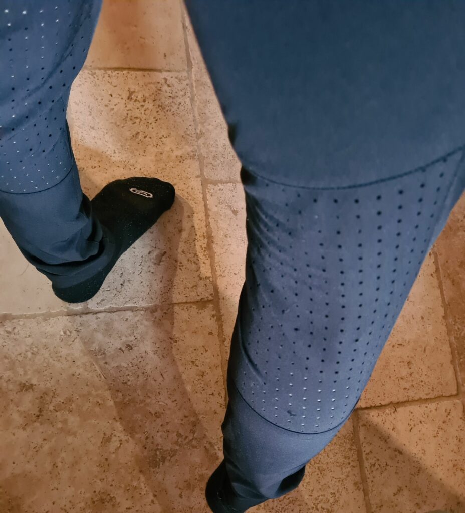 detail du pantalon ekoi perf vtt